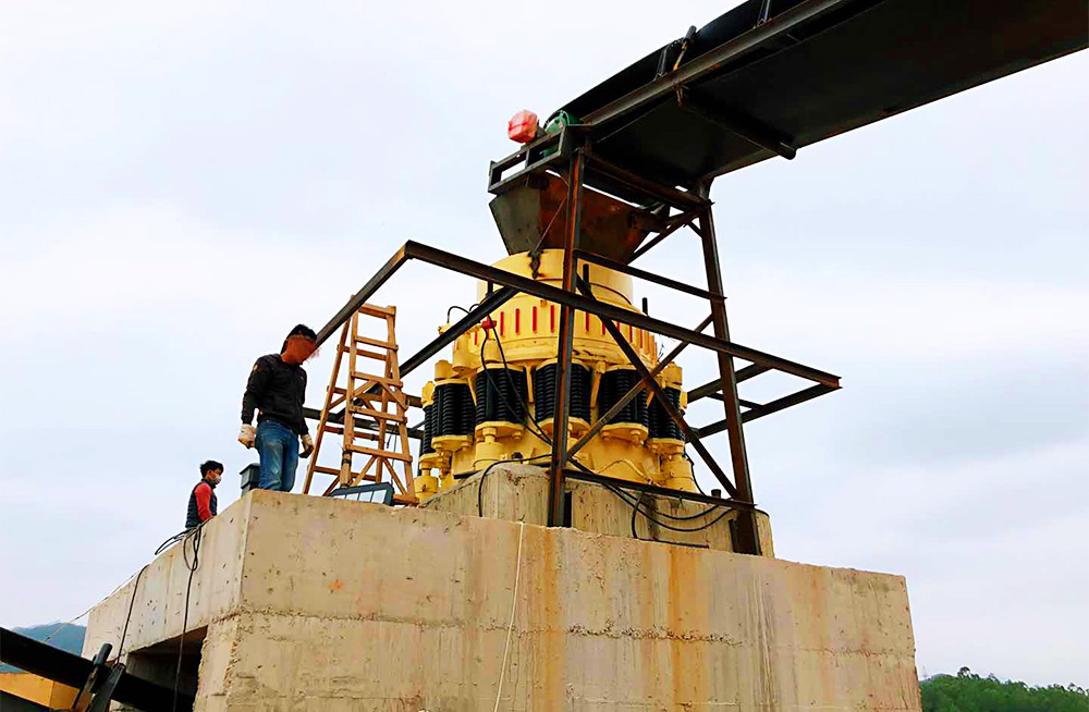 Hongji Mining Machinery provides customers with installation and after-sales support for spring cone crushers