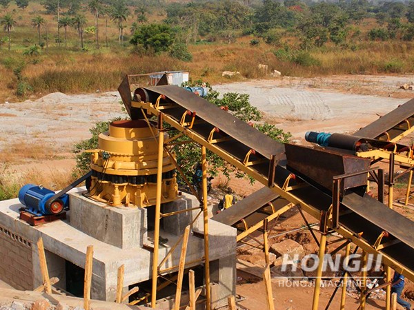 The spring cone crusher is suitable for crushing various ores, and the product particle size is uniform