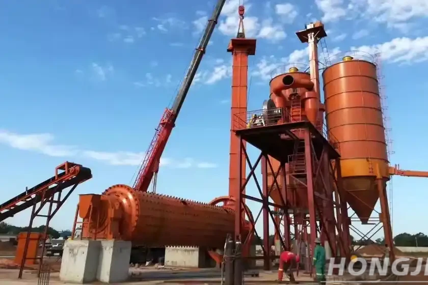 Live footage of a limestone grinding plant